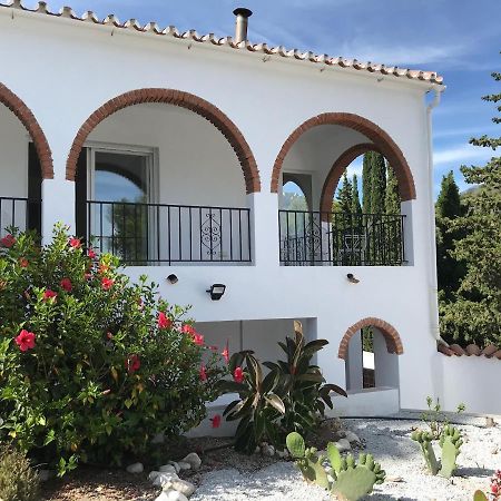 Villa Rafaela 弗里希利亚纳 外观 照片
