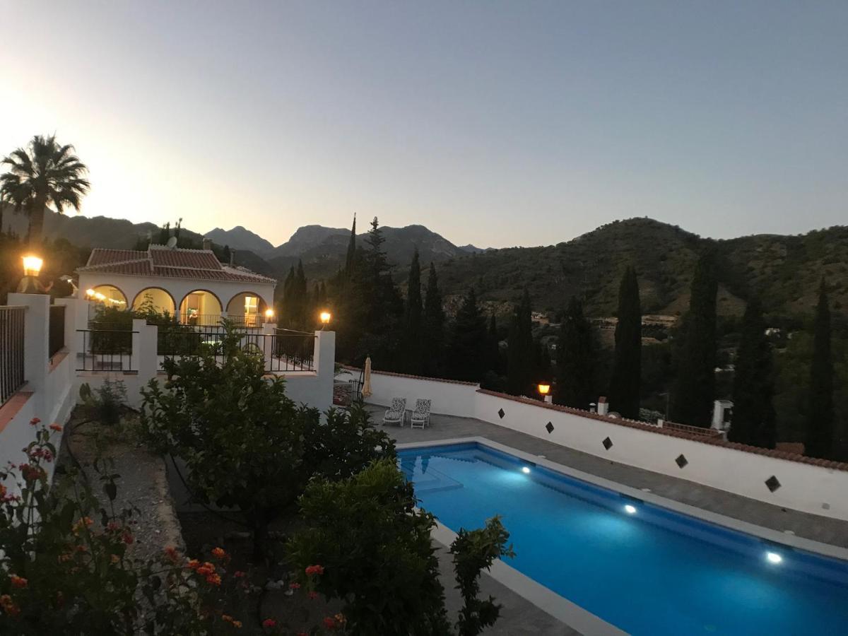 Villa Rafaela 弗里希利亚纳 外观 照片
