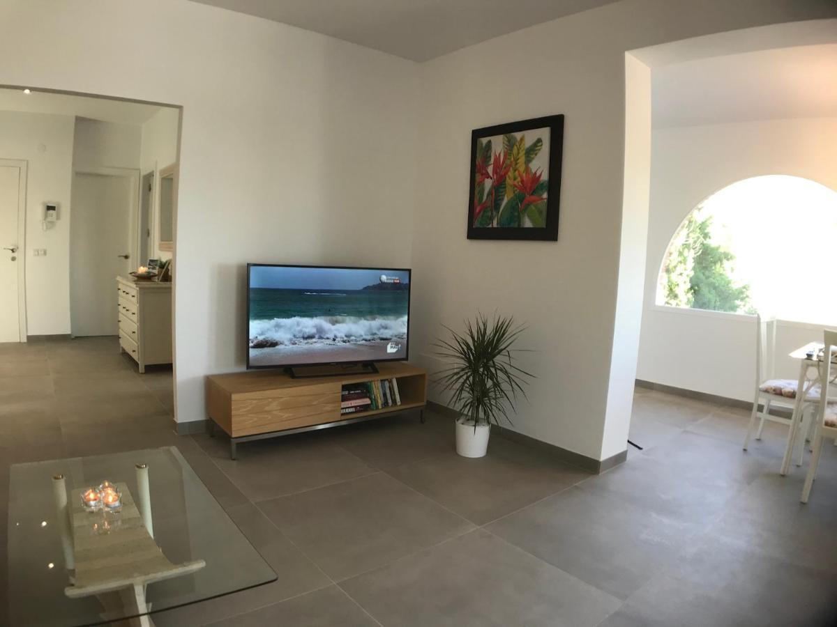 Villa Rafaela 弗里希利亚纳 外观 照片